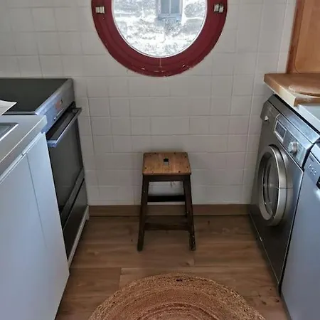 Apartment Lumineux Sous Les Toits A Pey Berland Bordeaux