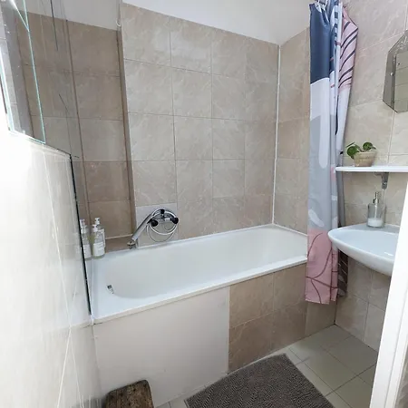 Lumineux Sous Les Toits à Pey Berland